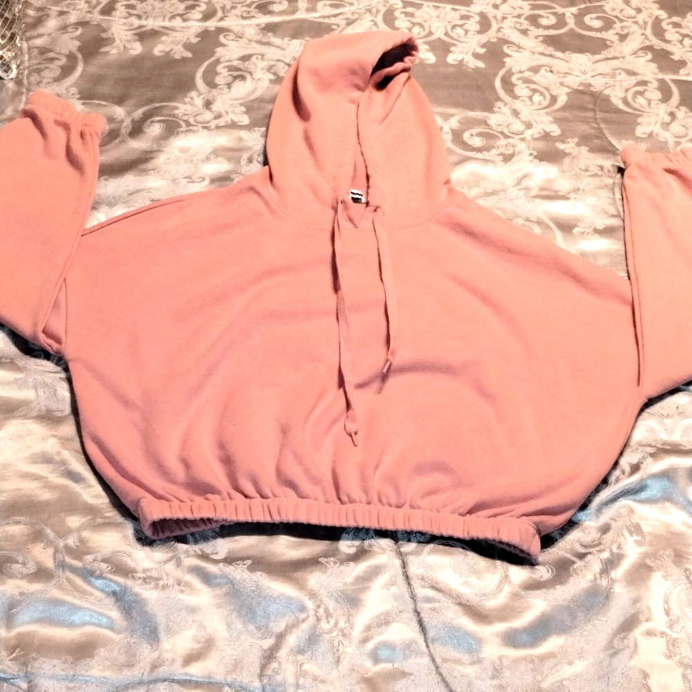 Fashion Nova Cropped Hoodie Pink Size Medium - Pre-owned - Great Shape!!!!!